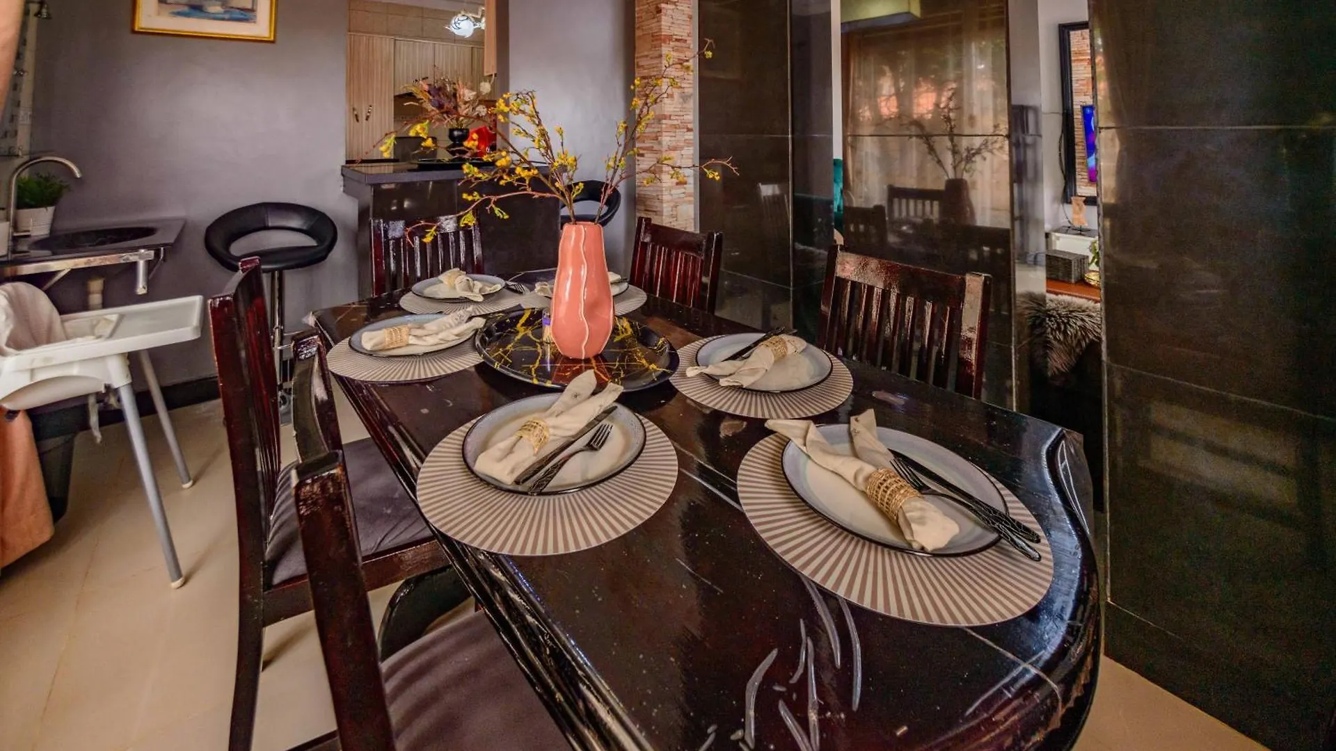 PNG Guest house Kitende Kampala Ouganda