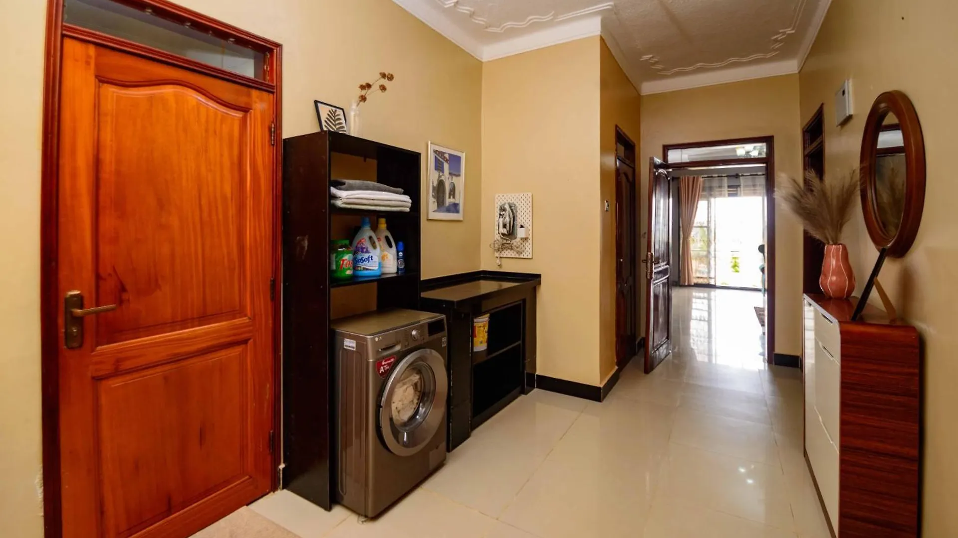 Appartement PNG Guest house Kitende Kampala