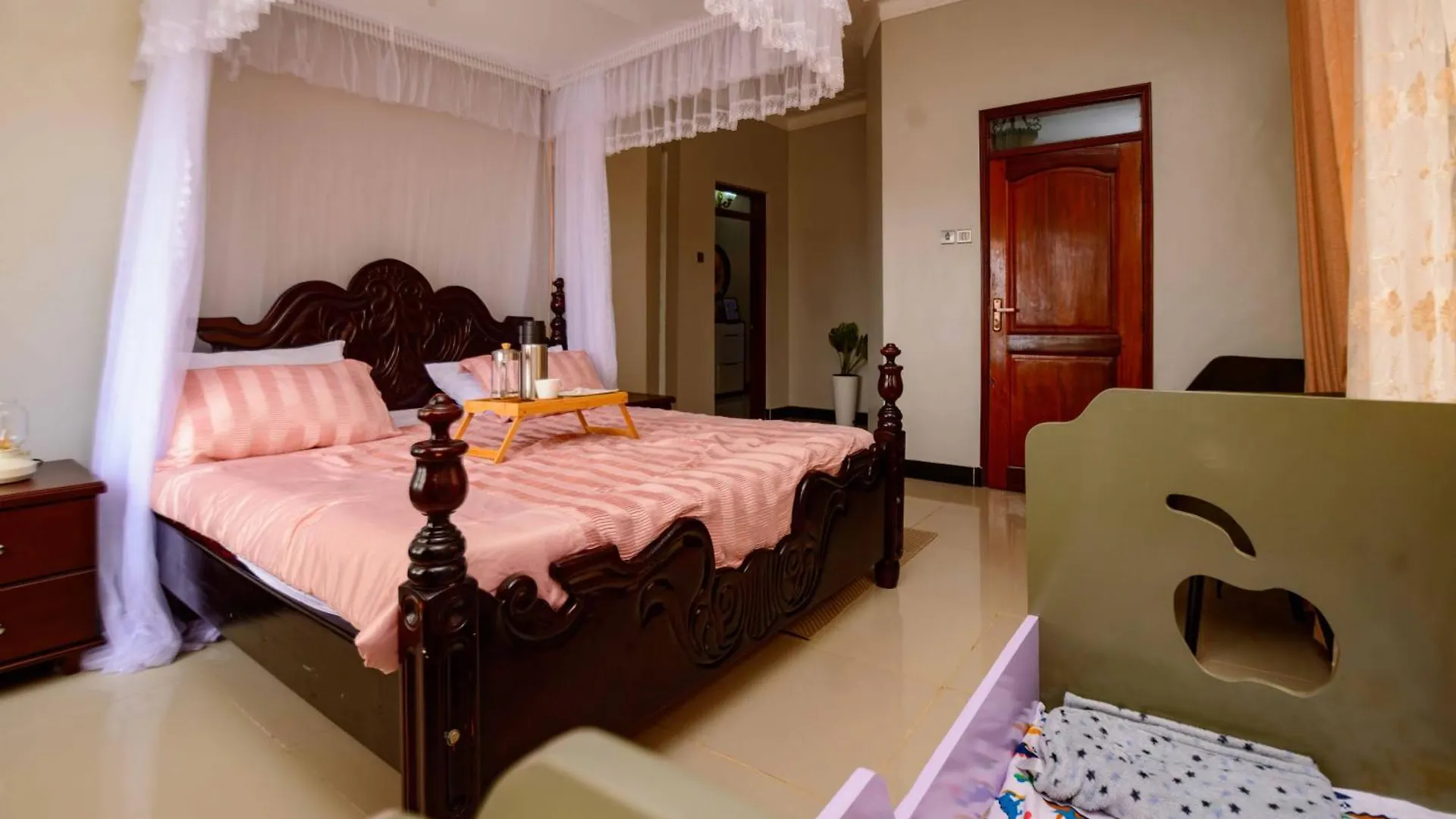 PNG Guest house Kitende Kampala 0*,