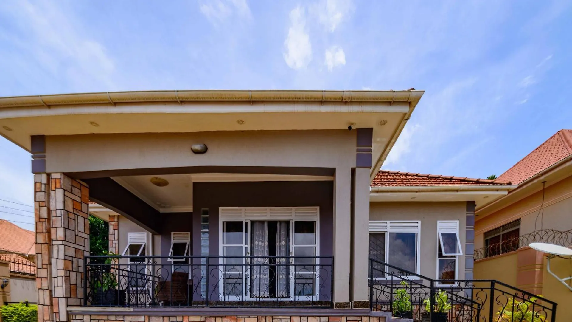 Appartement PNG Guest house Kitende Kampala